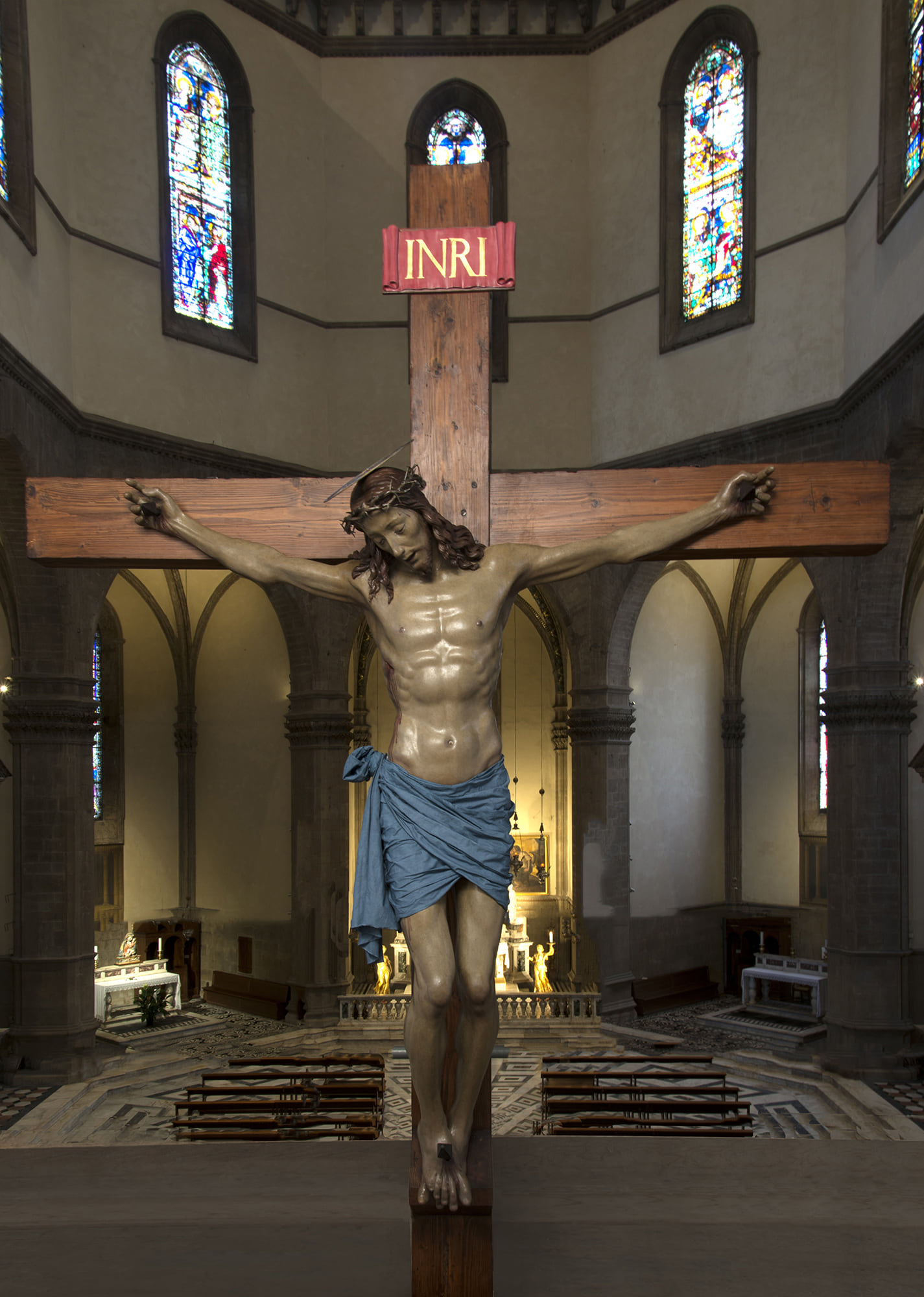 Crucifix of the main altar of the Florence Cathedral, work by Benedetto da Maiano (around 1495).