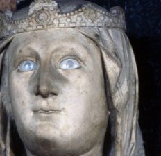 Arnolfo di Cambio, Madonna dagli occhi di vetro